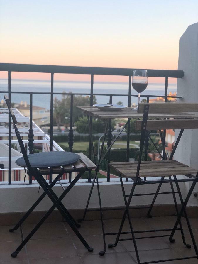 Seaview Apartment With Great Amenities & Facilities Benalmádena Exterior foto